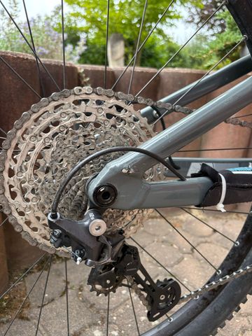 Použité Focus THRON 6.8 2024 2024 Mountainbike — obrázek 7 z 8
