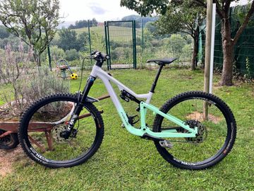 Used Focus JAM 6.9 2024 2024 Mountainbike, White, 29 — image 5 of 7