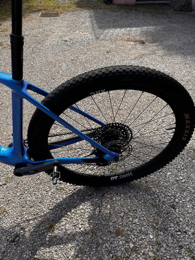 Canyon Exceed CF 8 2025 2025 Mountainbike de segunda mano, Azul — imagen 6 de 10