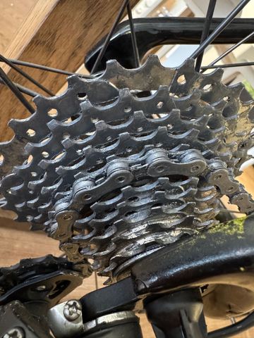 Used Focus Cayo Shimano Ultegra 2016 Road & Gravel, Black — image 6 of 9