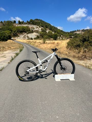 Brugt Canyon Spectral 6 2024 2024 Mountainbike — billede 1 af 13