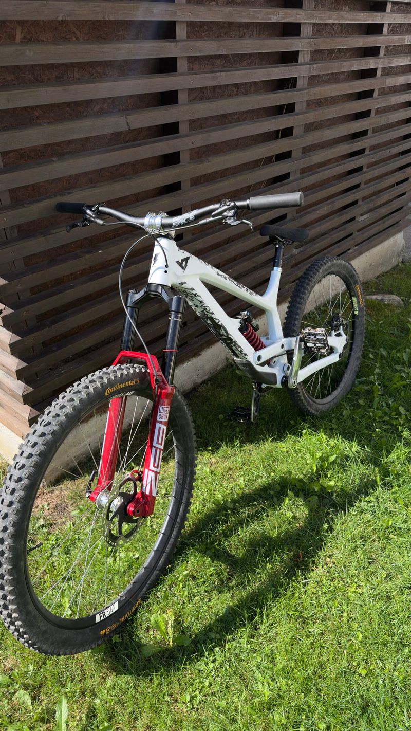 Used YT Industries Tues CORE 2 27 2023 2023 MTB