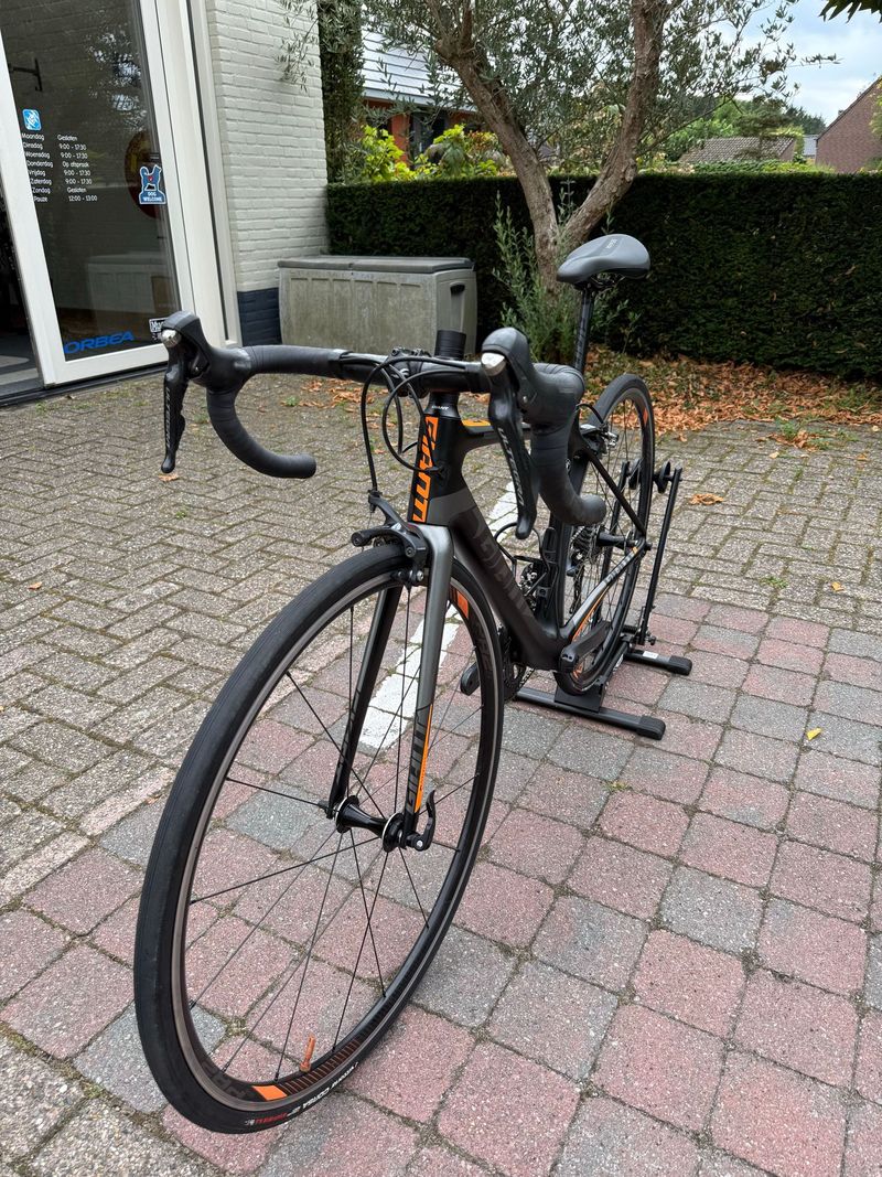 Używany Giant TCR Advanced Pro 1 2018 2018 Road & Gravel