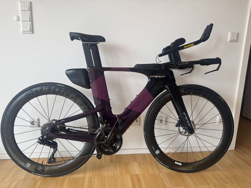 Tweedehands Felt IAx Advanced 105 Di2 2025 2025 Road & Gravel