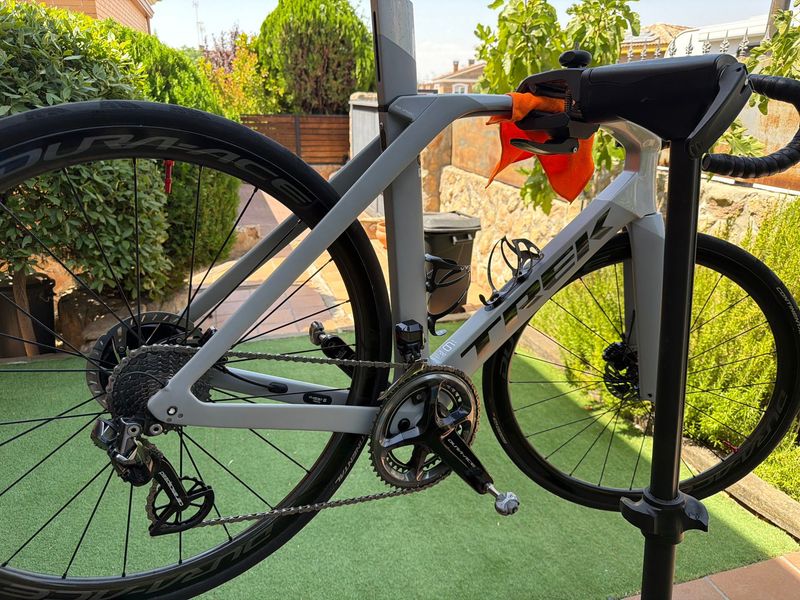 Gebrauchtes Trek Madone SLR 9 Disc 2019 2019 Road & Gravel