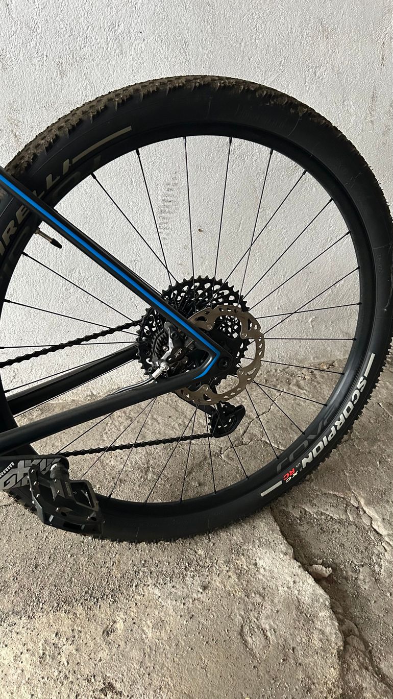 Brugt Specialized Epic Hardtail Comp Carbon World Cup 2017 2017 Mountainbike — billede 4 af 7