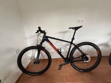 Gebrauchtes KTM MYROON PRO 2022 2022 Mountainbike, Blau, 29 — Bild 1 von 7