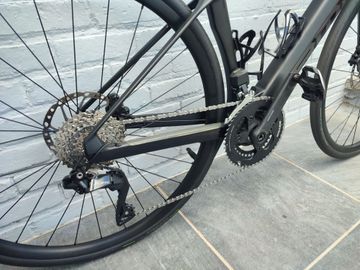 Použité BMC Roadmachine 01 AMP THREE 2024 2024 Road & Gravel — obrázek 9 z 9