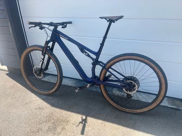 Used Specialized Epic Frameset 2024 Mountainbike, Blue — image 3 of 4