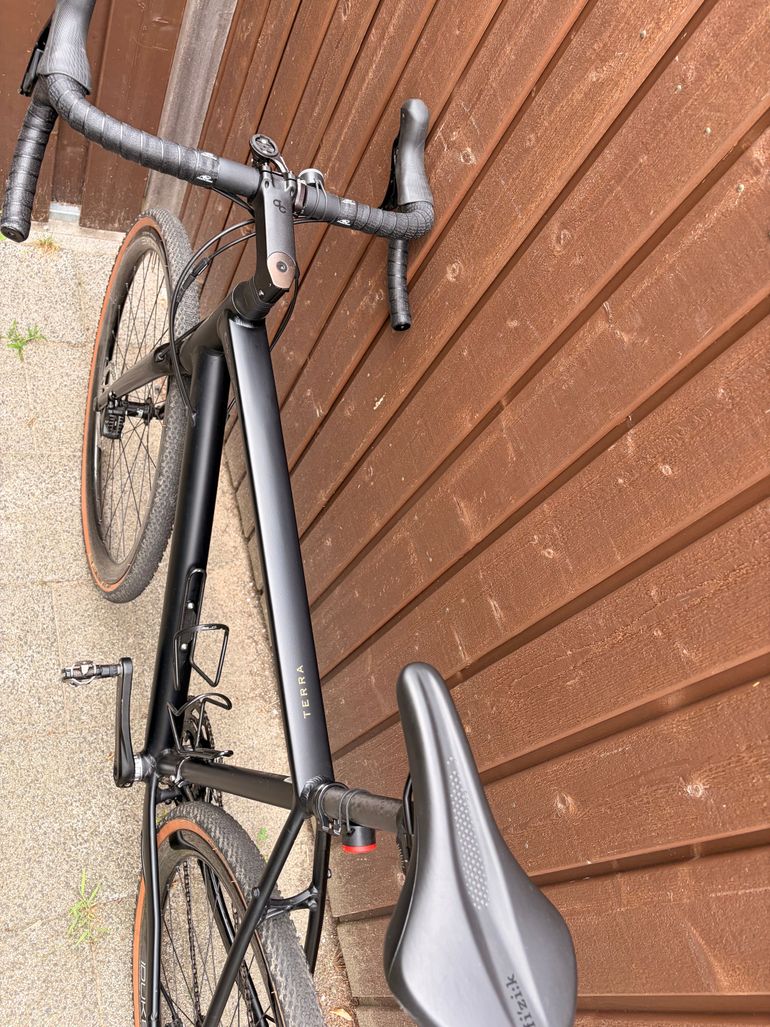 Orbea TERRA H40 2021 2021 Road & Gravel usato, Nero — immagine 6 di 18