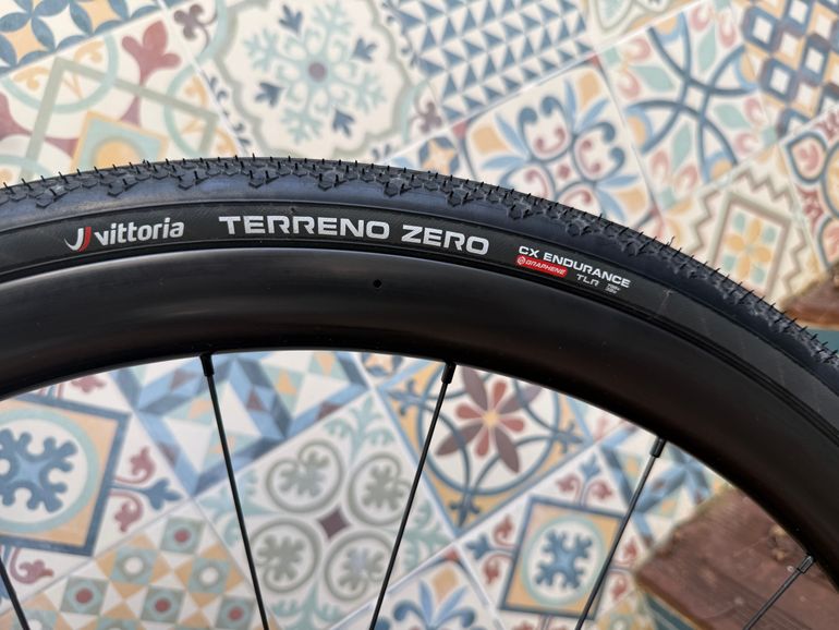 Käytetty Canyon Endurace CF 7 2027 2027 Road & Gravel — kuva 7 / 14