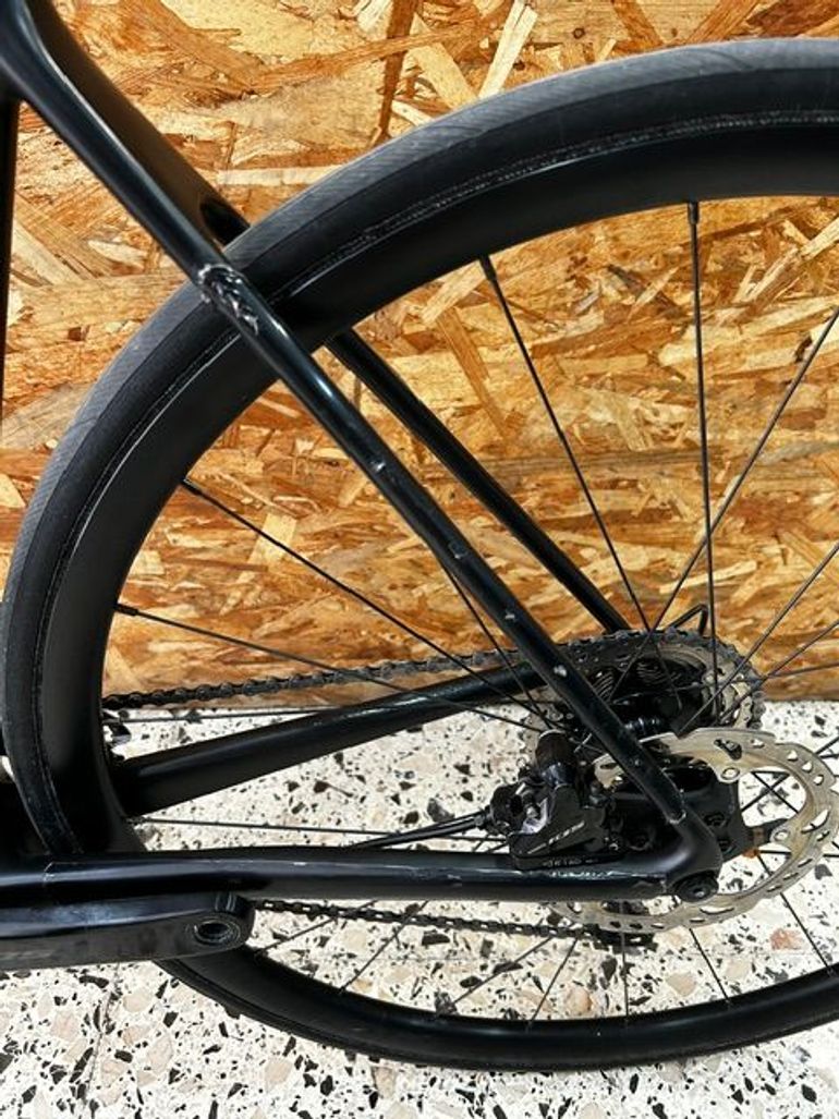 Używany Giant TCR Advanced 2 2022 2022 Road & Gravel — zdjęcie 17 z 17