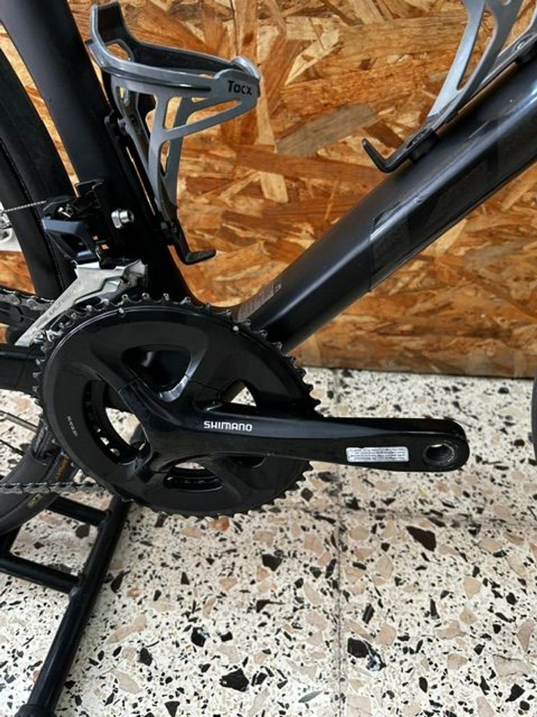 Używany Giant TCR Advanced 2 2022 2022 Road & Gravel — zdjęcie 9 z 17