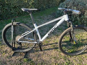 BMC Twostroke AL FIVE 2023 2023 Mountainbike usato, Bianco — immagine 1 di 3