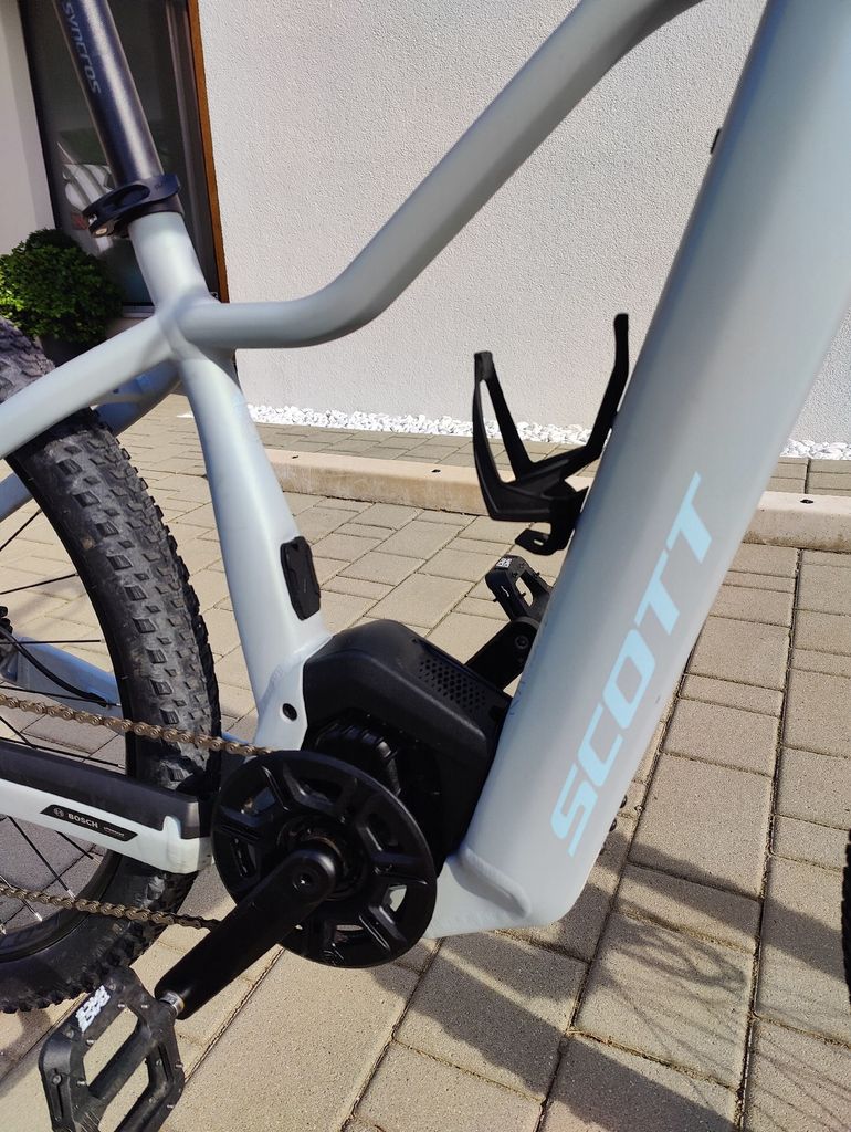 Scott Contessa Active eRIDE 910 2024 2024 Mountainbike usato, Grigio chiaro — immagine 3 di 7