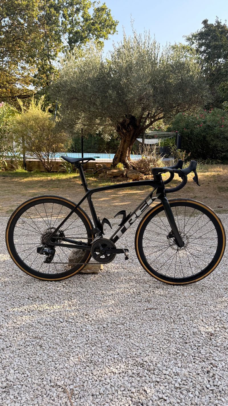 Trek Émonda SL 6 AXS 2023 2023 Road & Gravel d'occasion