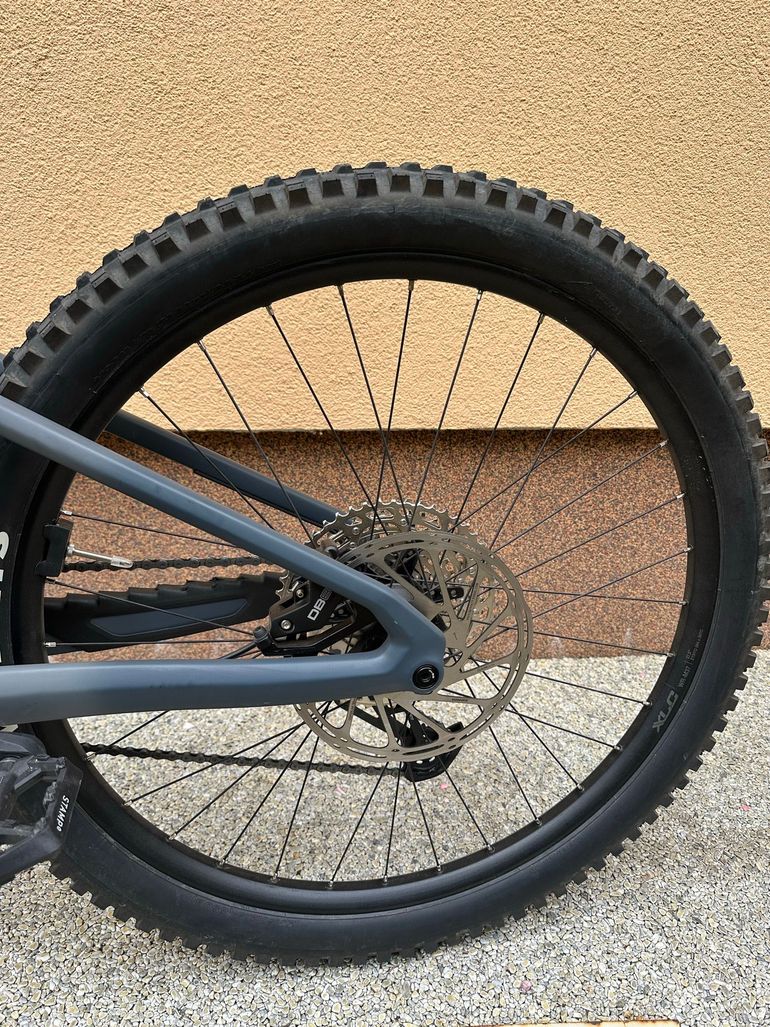 Mondraker Dune SRAM GX Eagle 2025 2025 Mountainbike usato, Grigio chiaro — immagine 7 di 8