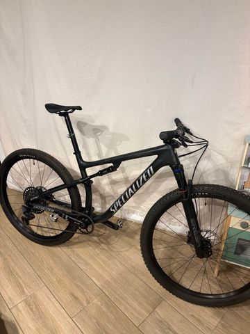 Použité Specialized Epic Comp 2022 2022 Mountainbike — obrázek 13 z 30