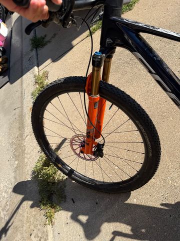 Used Scott Spark RC Comp 2024 2024 Mountainbike, Blue, 29 — image 8 of 9