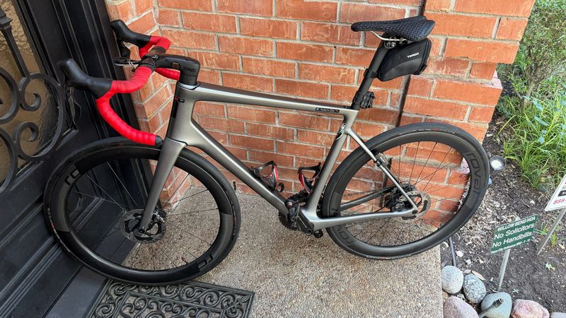 Used Enve Melee Shimano Dura Ace Di2 2026 Road & Gravel