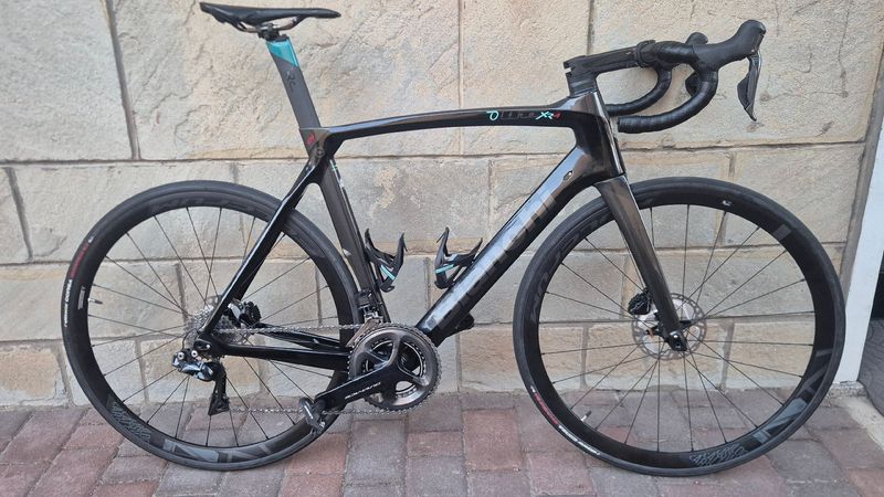 Used Bianchi Oltre Xr4 59 2021 Road & Gravel