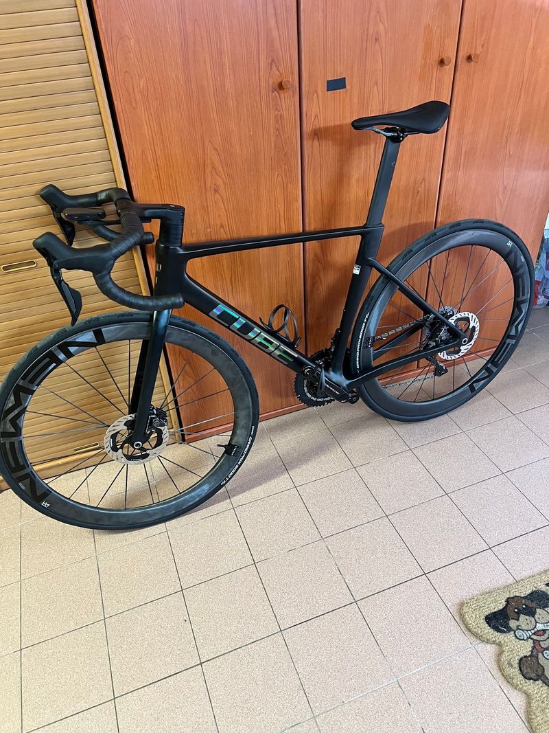Used CUBE LITENING AIR C:68X SLT 2024 2024 Road & Gravel