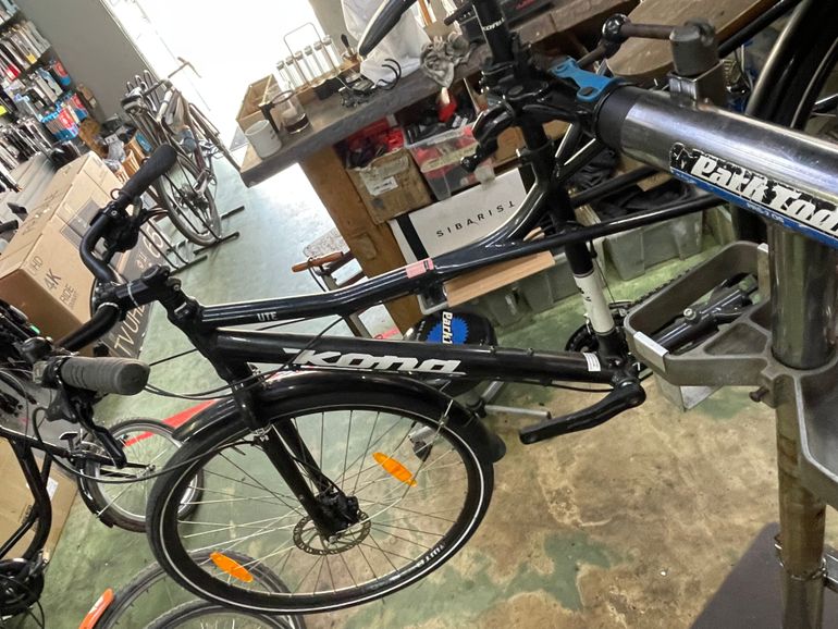 Used Kona Ute 2018 2018 Urban, Black — image 7 of 14