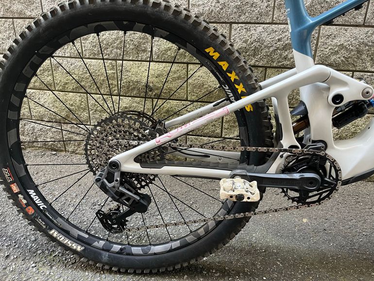 Gebrauchtes Mondraker NEAT RR 2024 2024 Mountainbike, Weiß, 29 — Bild 3 von 8
