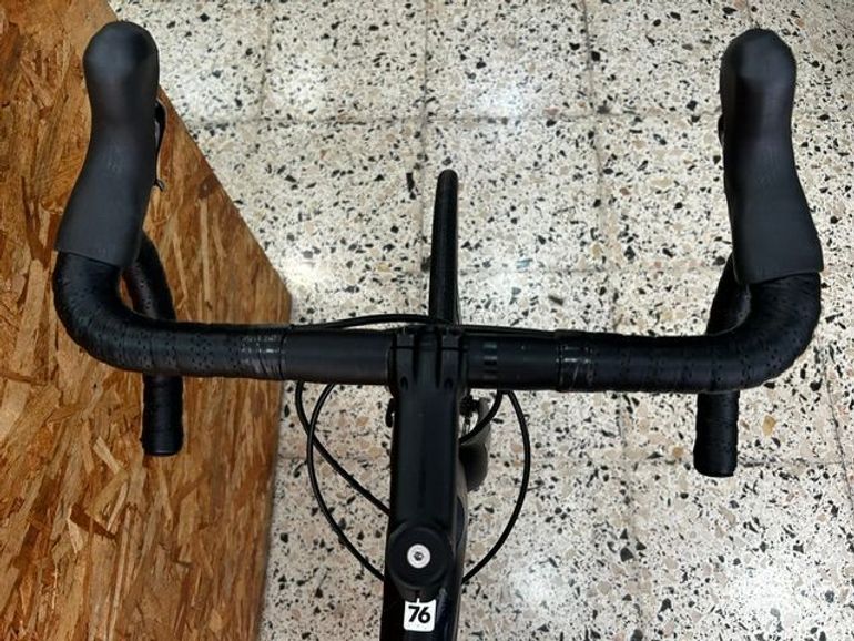 Giant TCR Advanced 2 2022 2022 Road & Gravel usato, Nero — immagine 7 di 15
