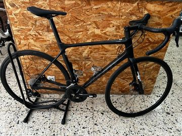 Giant TCR Advanced 2 2022 2022 Road & Gravel usato, Nero — immagine 1 di 15