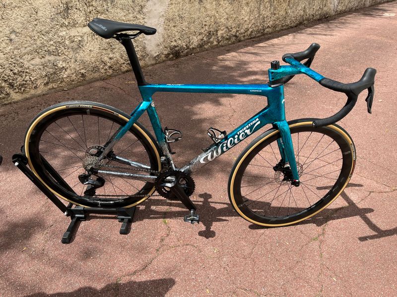 Použité Wilier FILANTE SLR SHIMANO ULTEGRA 8170 DI2 12S 2023 2023 Road & Gravel
