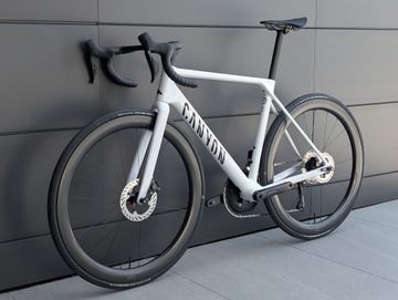 Brugt Canyon Ultimate CF 7 Di2 A.50 2026 2026 Road & Gravel — billede 4 af 22