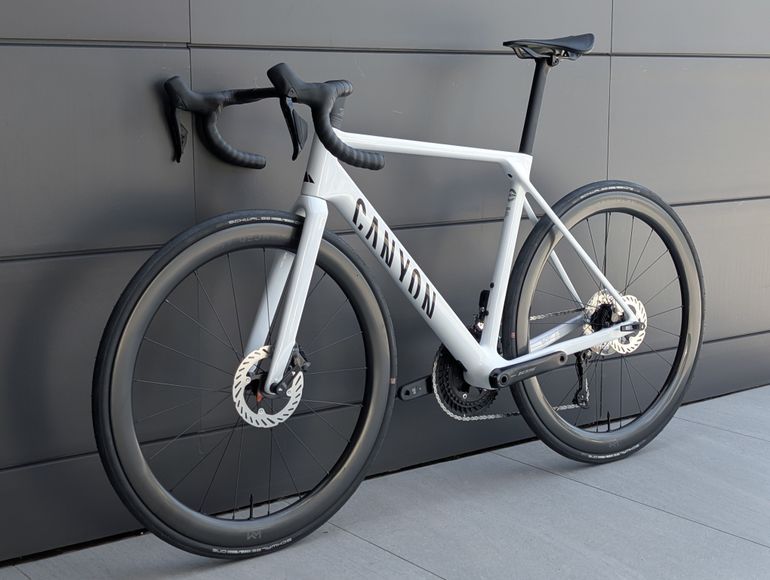 Brugt Canyon Ultimate CF 7 Di2 A.50 2026 2026 Road & Gravel — billede 4 af 22