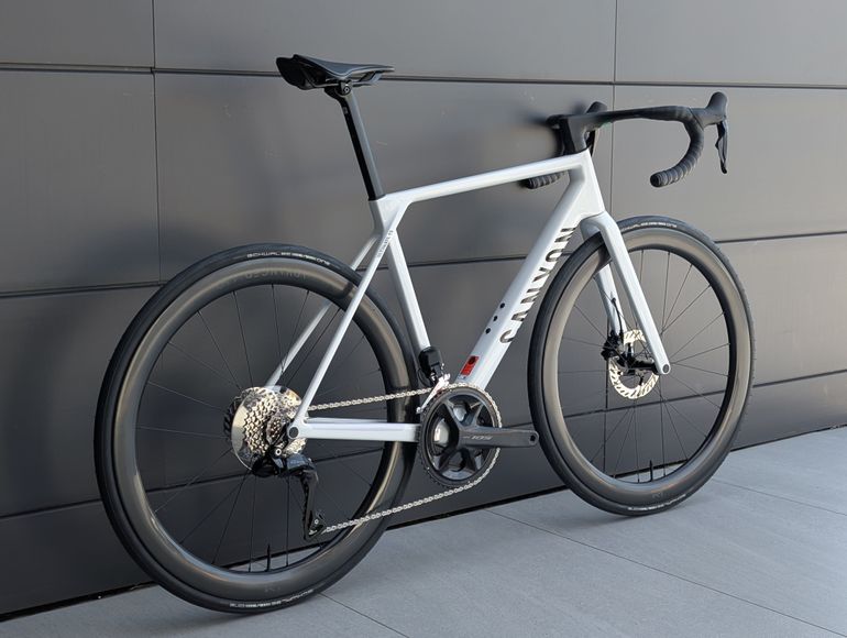 Brugt Canyon Ultimate CF 7 Di2 A.50 2026 2026 Road & Gravel — billede 5 af 22