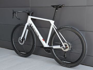 Brugt Canyon Ultimate CF 7 Di2 A.50 2026 2026 Road & Gravel — billede 6 af 22