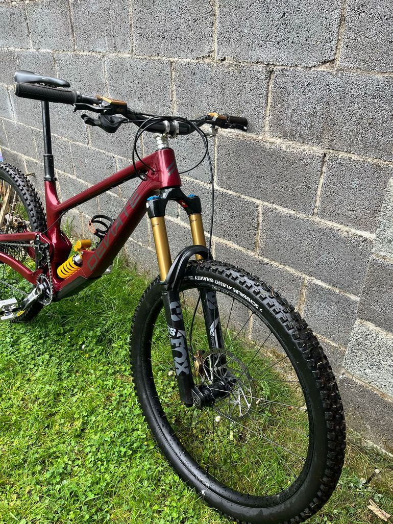Used Deviate CLAYMORE Shimano XTR 2023 Mountainbike, Red — image 3 of 7
