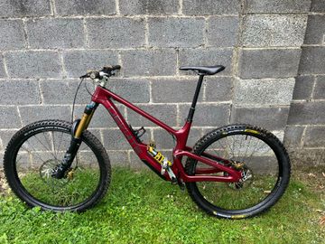 Used Deviate CLAYMORE Shimano XTR 2023 Mountainbike, Red — image 2 of 7