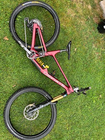 Used Deviate CLAYMORE Shimano XTR 2023 Mountainbike, Red — image 6 of 7