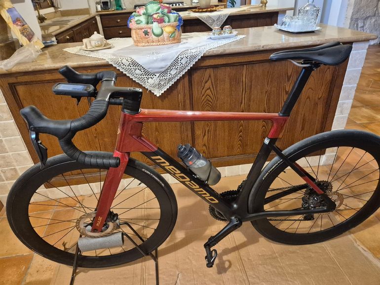 Käytetty Megamo PULSE 05 CW 2025 2025 Road & Gravel — kuva 2 / 3