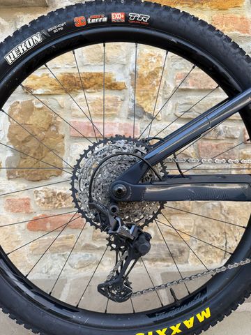 Orbea RISE M10 2022 2022 Mountainbike usato, Blu — immagine 15 di 16