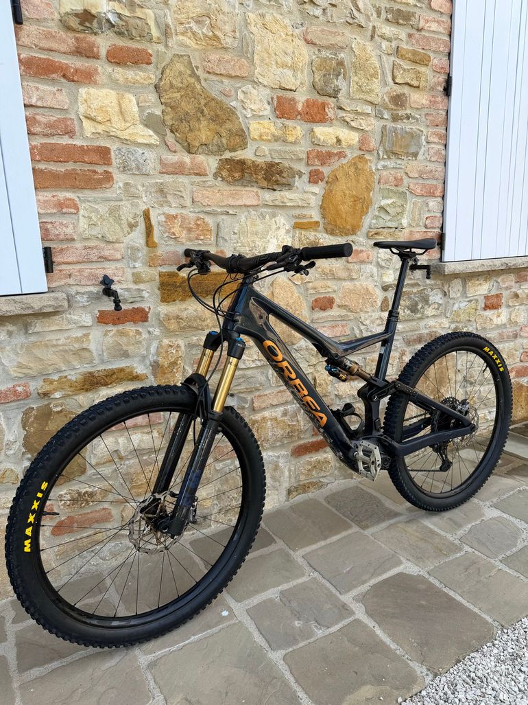 Orbea RISE M10 2022 2022 Mountainbike usato, Blu — immagine 2 di 16
