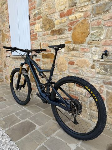 Orbea RISE M10 2022 2022 Mountainbike usato, Blu — immagine 3 di 16