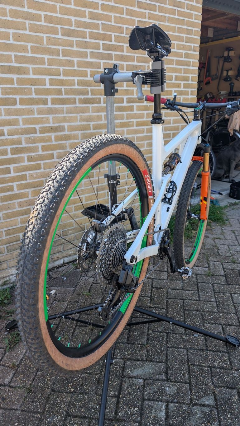 Used Vink Custom SRAM XX1 Eagle AXS 2021 Mountainbike, White — image 3 of 14
