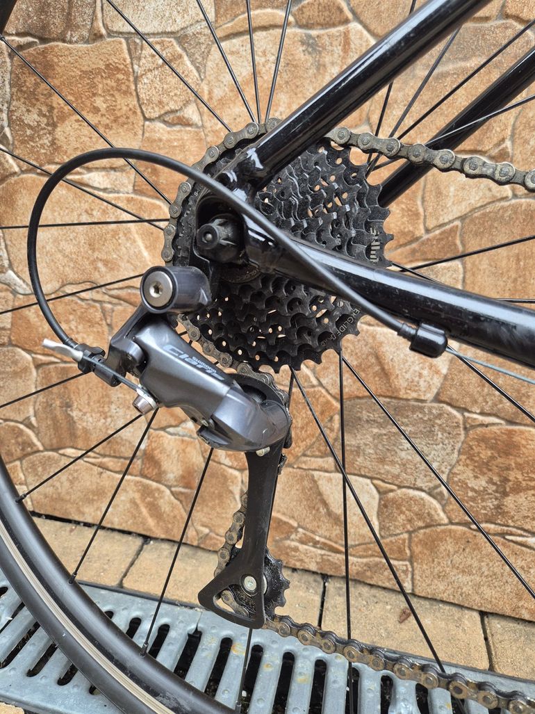 Gebrauchtes Trek Domane AL 2 2023 2023 Road & Gravel, Schwarz — Bild 2 von 18