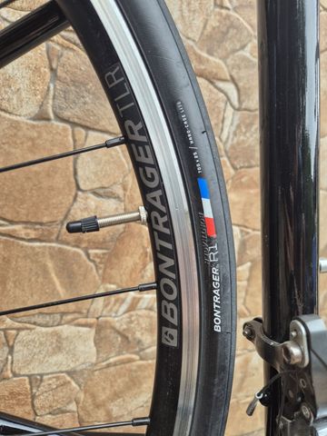 Gebrauchtes Trek Domane AL 2 2023 2023 Road & Gravel, Schwarz — Bild 8 von 18