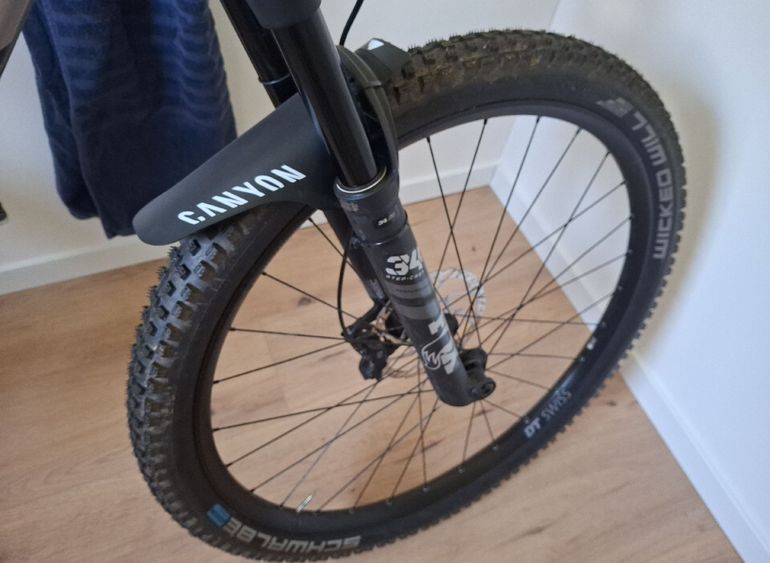 Brugt Canyon Lux Trail CF 6 2025 2025 Mountainbike — billede 7 af 8