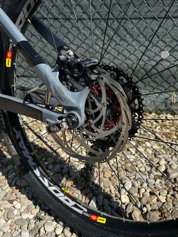 Tweedehands Trek Powerfly LT 7 Plus 2019 2019 Mountainbike — afbeelding 6 van 9