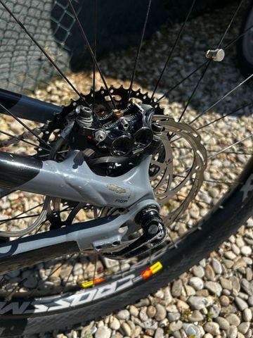 Tweedehands Trek Powerfly LT 7 Plus 2019 2019 Mountainbike — afbeelding 4 van 9