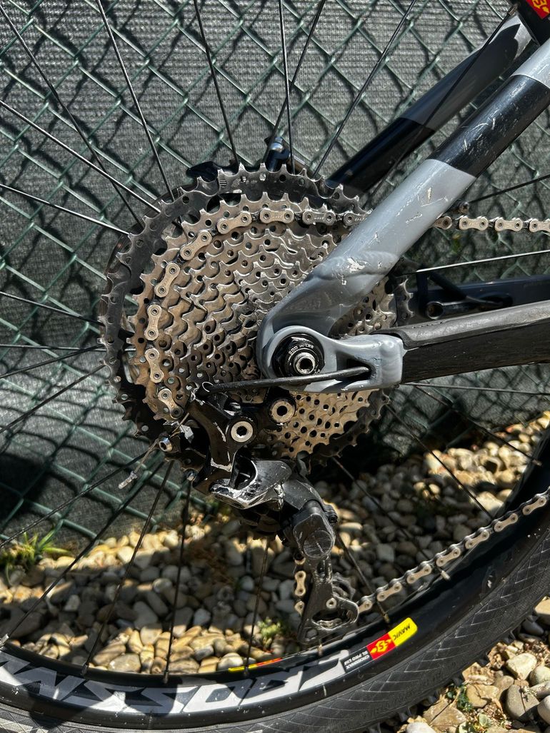 Tweedehands Trek Powerfly LT 7 Plus 2019 2019 Mountainbike — afbeelding 3 van 9