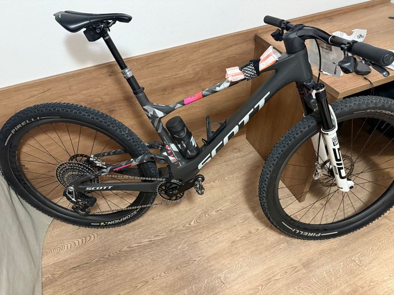 Used Scott Spark RC World Cup EVO 2025 2025 MTB